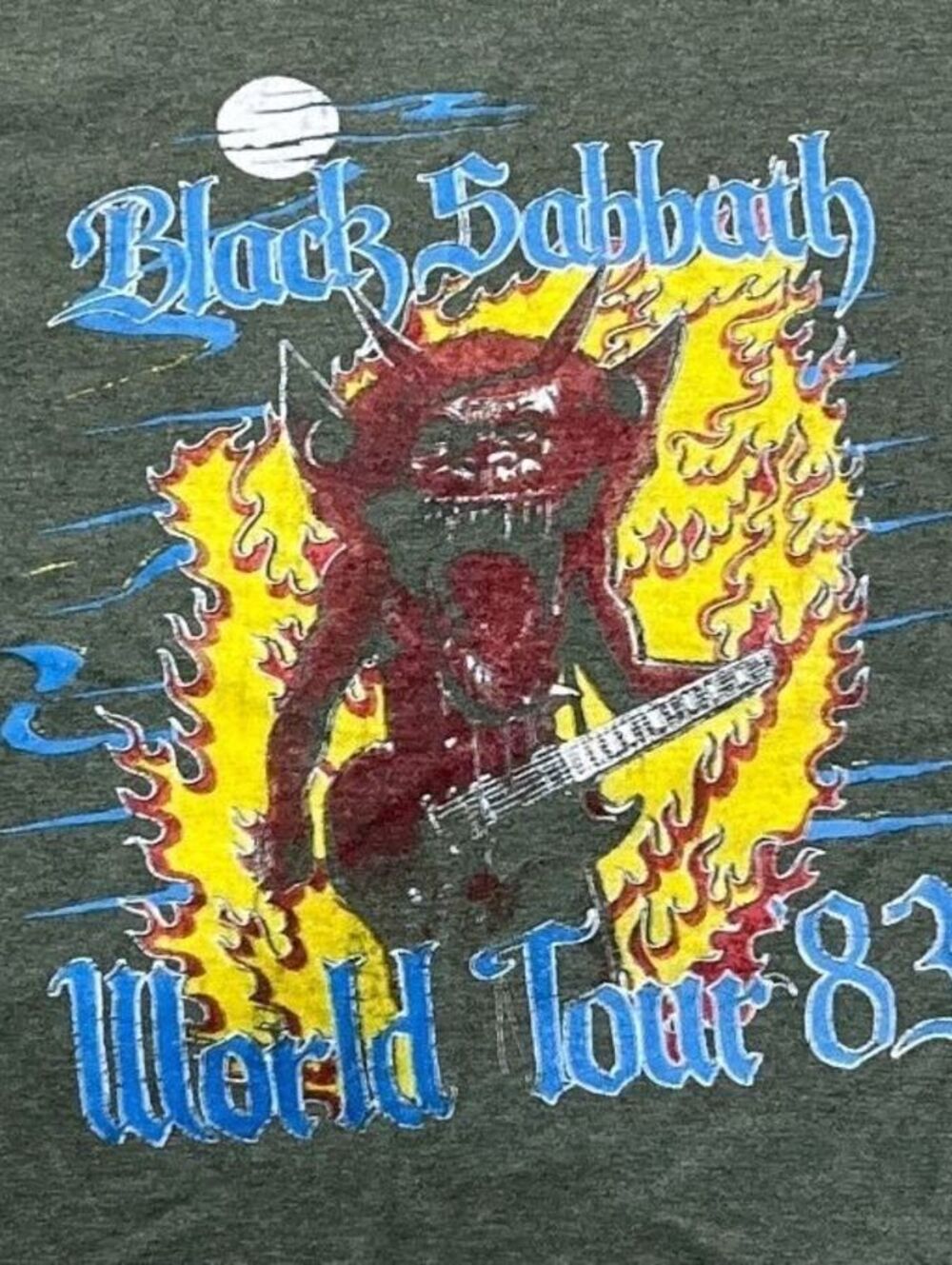 Black Sabbath Preowned Medium T-shirt